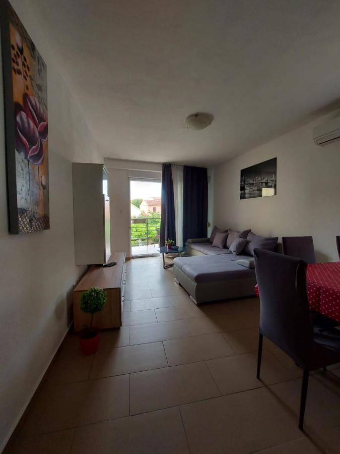 Luciano Apartment Zadar Eksteriør billede